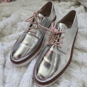 Chinese Laundry Metallic Silver Platform Chrome Loafers